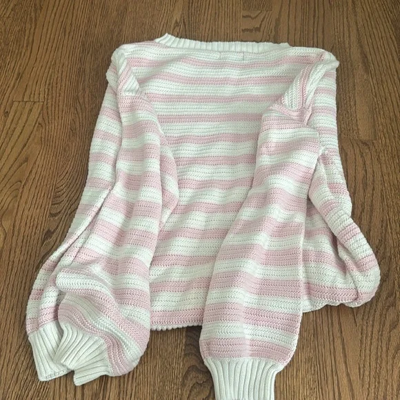 Edikted Pink and White Knit Sweater and Grey Hoodie Bundle - Picture 3 of 7